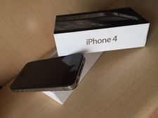 iphone 4 32gb with box like new  accessories