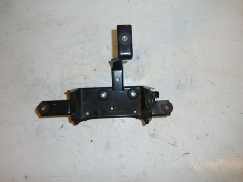 SUZUKI GSF 1250 BANDIT ABS 2012 2013:ABS PUMPENHALTERUNG:GEBRAUCHTE MOTORRADTEILE