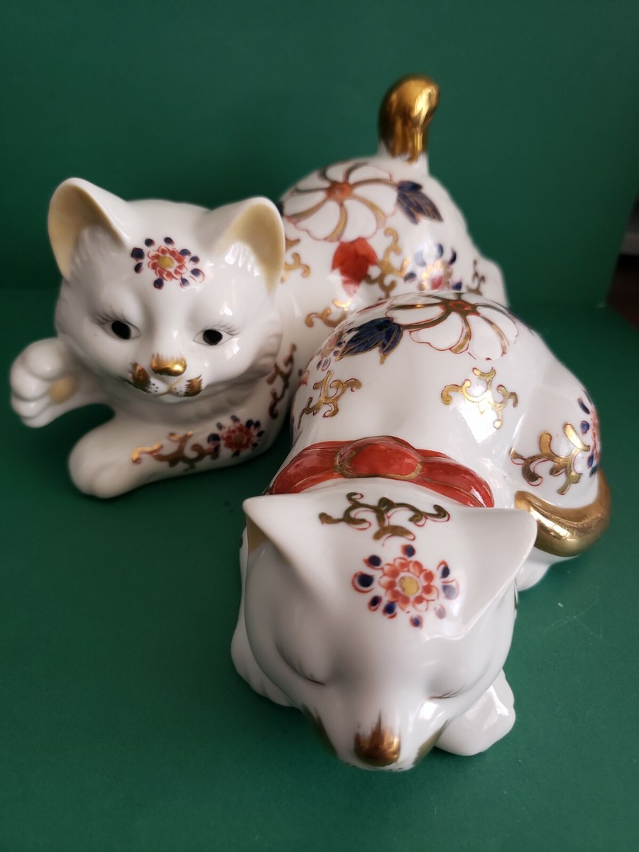 Set of 2 Vintage Nishiyama Japan Porcelain Floral Playful Sleepy