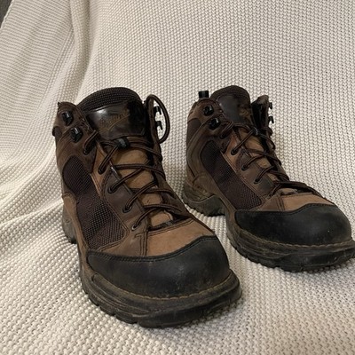 Danner Radical 452 5.5'' GTX hiking boots in dark brown full-grain nubuck leather
