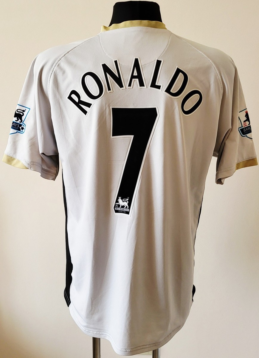 Manchester United 2006 - 2007 Away football Nike shirt #7 Ronaldo