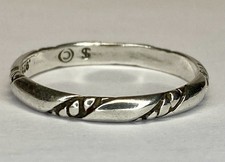 Vintage Sterling Silver Thin Classic Ribbed or Rope Style Band Ring Size 8