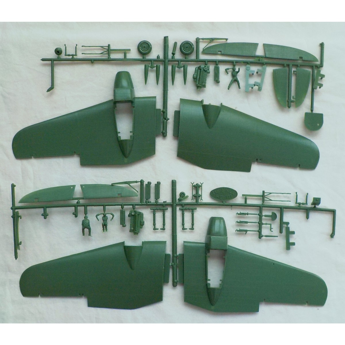 Lindberg Heinkel He-111 Blitz Bomber 1:64 580 Model Kit 1967