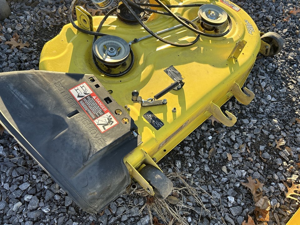 John Deere 42” ACCEL MOWER DECK X350 X370 eBay