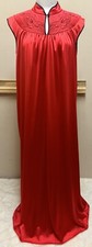 Vintage VANDEMERE Red Black Quilted Flower Sleeveless Nylon Long Nightgown SZ S