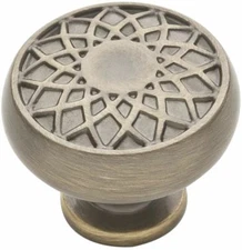 Baldwin 4636050 Couture Cabinet Knob in Antique Brass