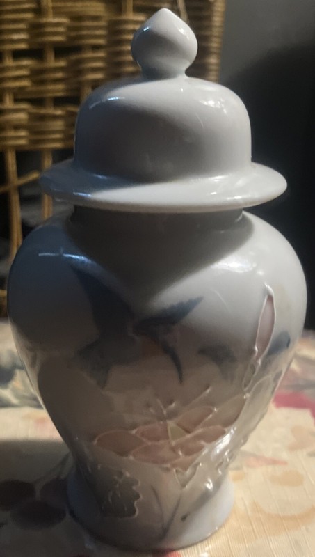 Otagiri Porcelain Ginger Jar Hand Painted Cloisonne Flower& Hummingbird 6 W Lid
