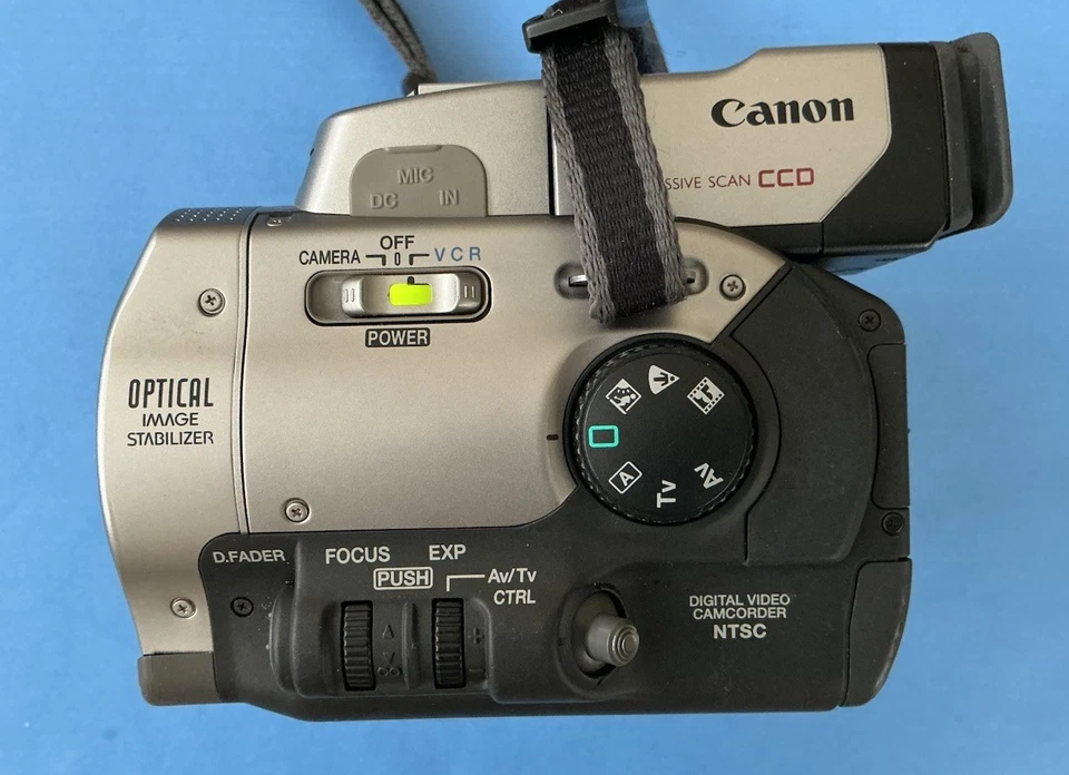 Canon Optura MV1 Digital Mini Video Camcorder - Image 4 of 4