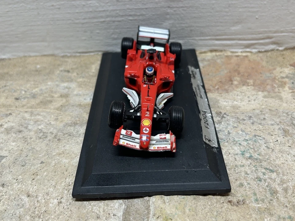 FERRARI F2004 RUBENS BARRICHELLO 2004 HOT WHEELS- 1/43 - Immagine 2 di 4
