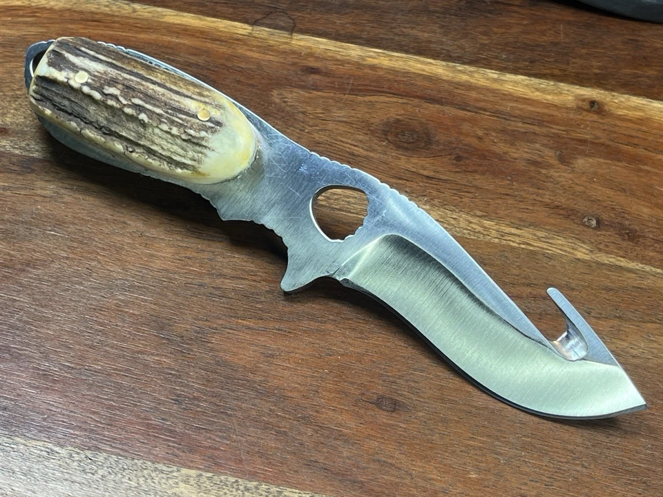 Custom USA BUCK 141 Paklite Elk Antler Handles + New Handmade Leather Sheath - Image 4 of 4