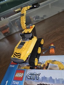 LEGO CITY 7248 Digger Construction Minifigure Instructions Pre-owned Complete 