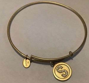 Authentic Chrysalis Gold Plated Flash Collection With Clear Cz Letter “S” (5)