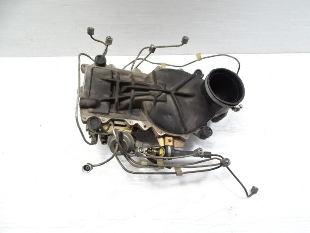 81 Mercedes R107 380SL fuel distributor EHA assembly 0438100088
