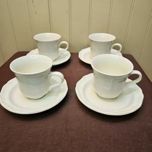 Mikasa FRENCH COUNTRYSIDE Coffee Tea Cups and Saucers Lot of 4