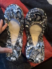 Blue Shimmery Storehouse Flats, NWOT, Size 9