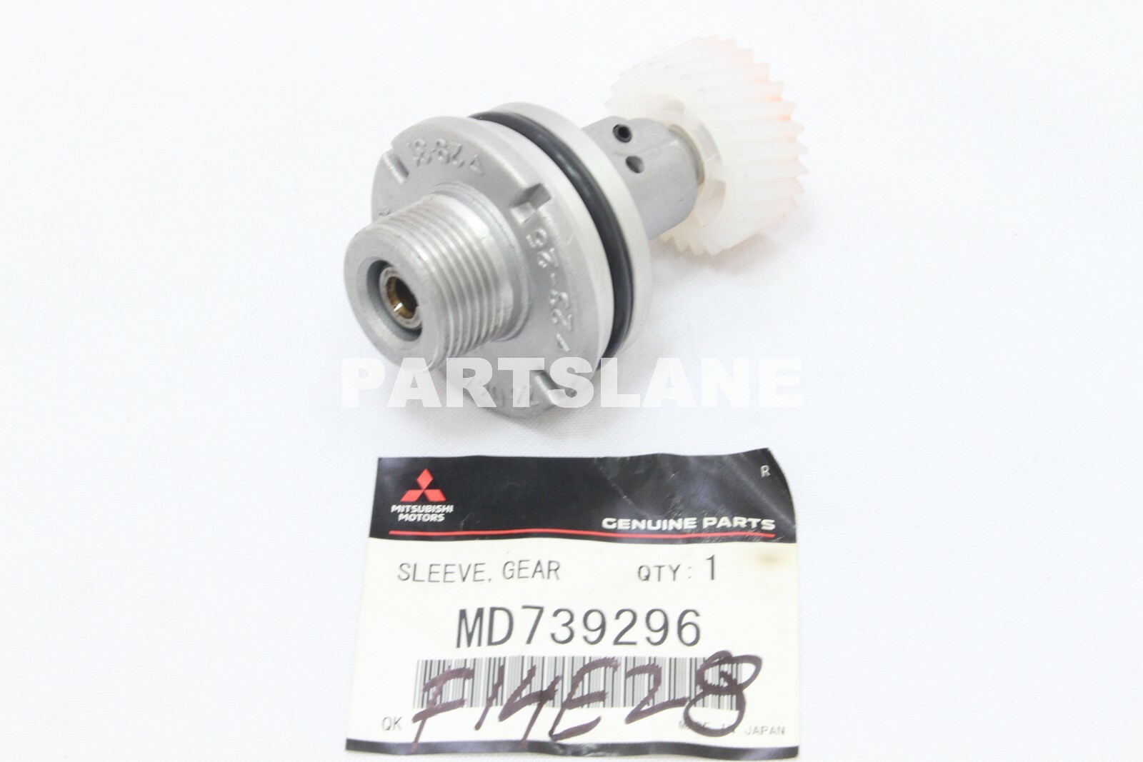 MD739296 Mitsubishi OEM Genuine SLEEVE AS, SPDOM DRVN GEAR | eBay
