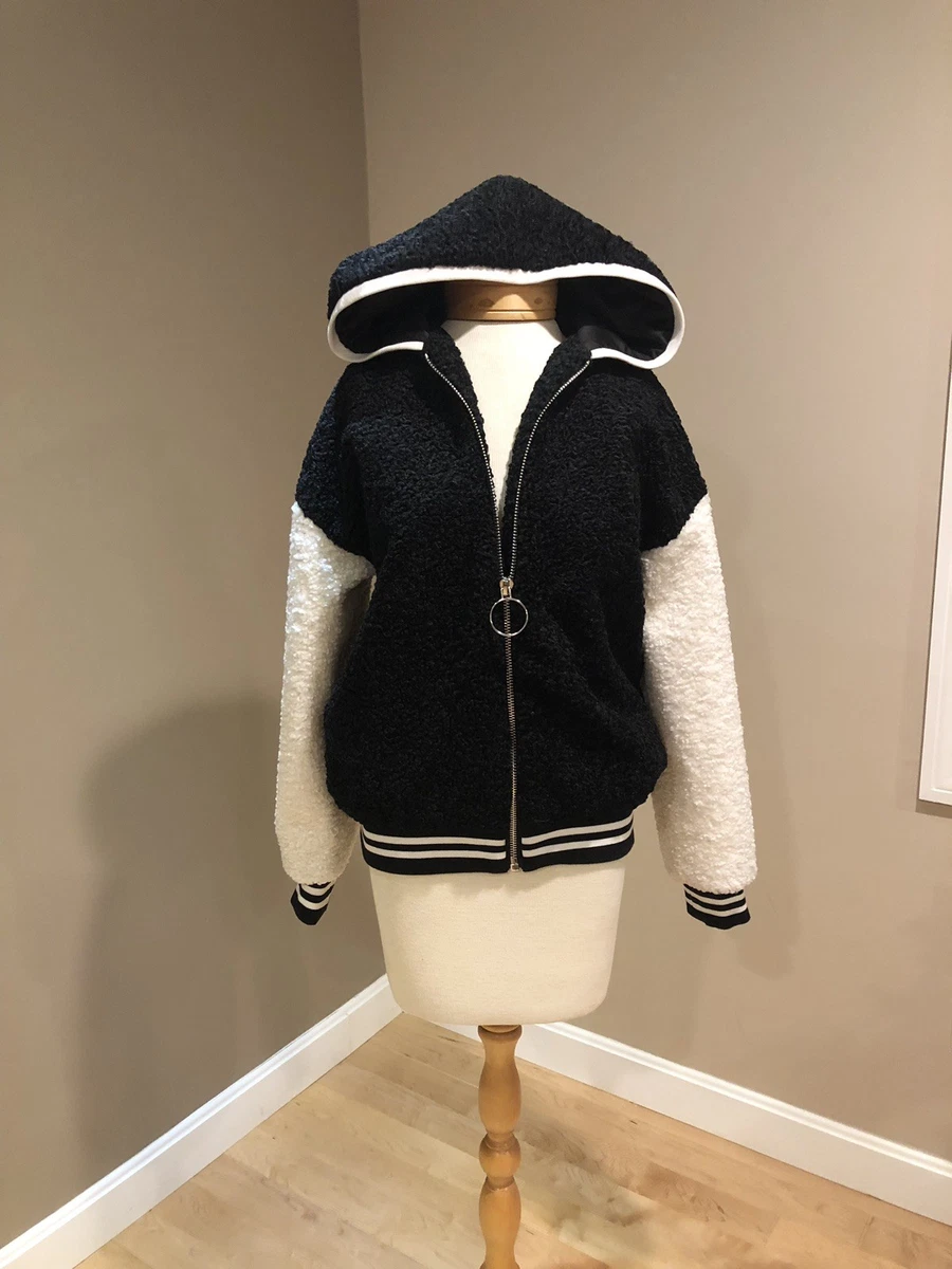 Faux fur hooded clearance jacket forever 21