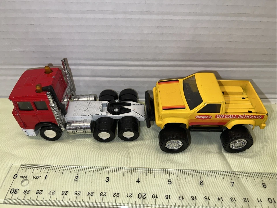 1987 Remco Truck And Matchbox Ferrari Turbo Iveco Semi - Image 3 of 4