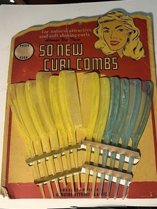 VINTAGE 1940-50s SO-NEW CURL COMBS 12 COMB SET ON CARDBOARD STORE DISPLAY