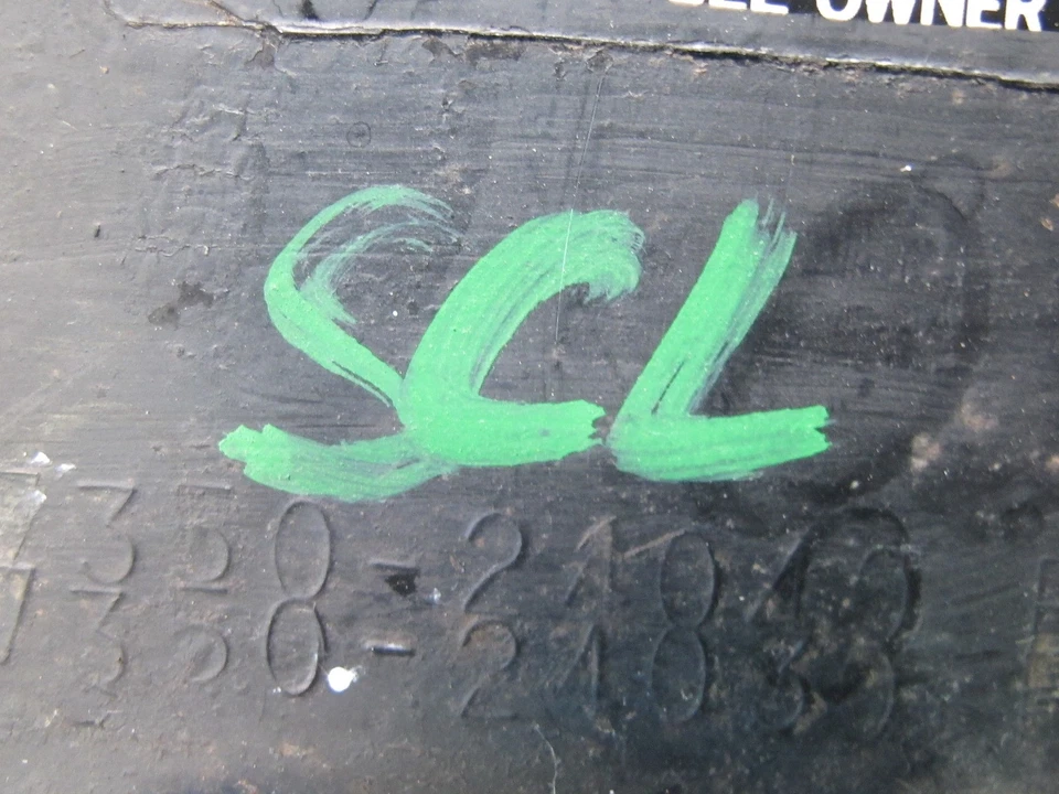 92-00 LEXUS JZZ31L SC400 SC300 TAPA PUERTA COMBUSTIBLE ARENISCA NEGRO OEM Foto 2 de 4