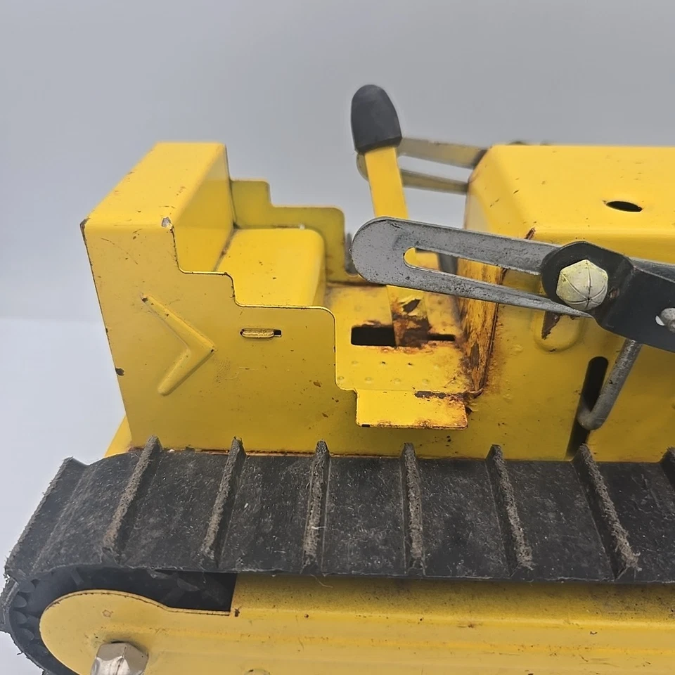 Vintage 1960s Structo Bulldozer Loader Pressed Steel Made In USA - Image 2 of 4