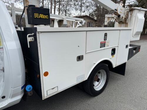2011 DODGE RAM 4500 Diesel Bucket Boom Truck - Picture 5 of 11