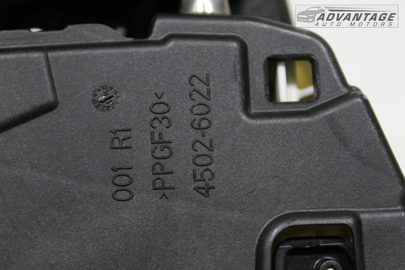 2014-2020 MASERATI GHIBLI REAR RIGHT SIDE DOOR LOCK LATCH ACTUATOR OEM