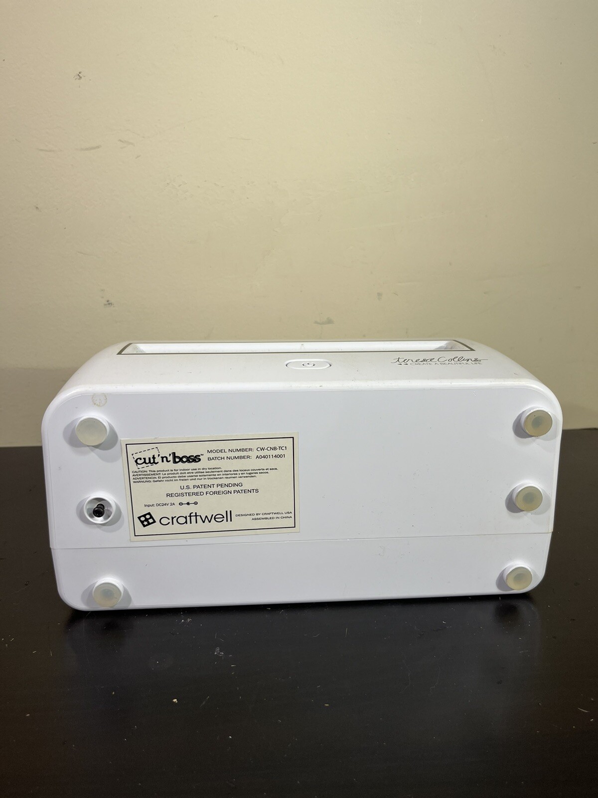 Craftwell Cut'N'Boss Teresa Collins Paper Embosser Die Cutter w/ Plates