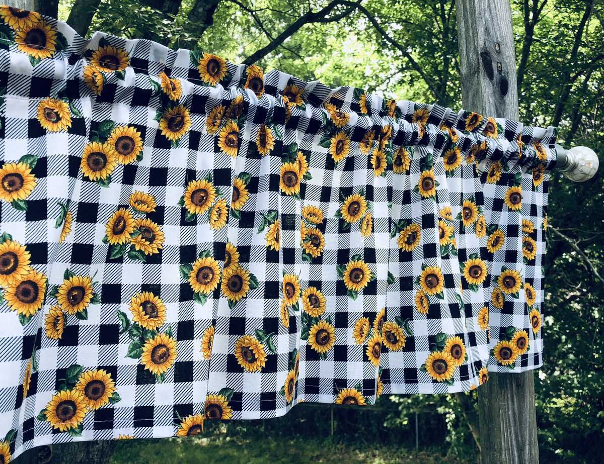 Sunflowers Black and White Gingham Check Farmhouse Kitchen Bath Curtain Valance