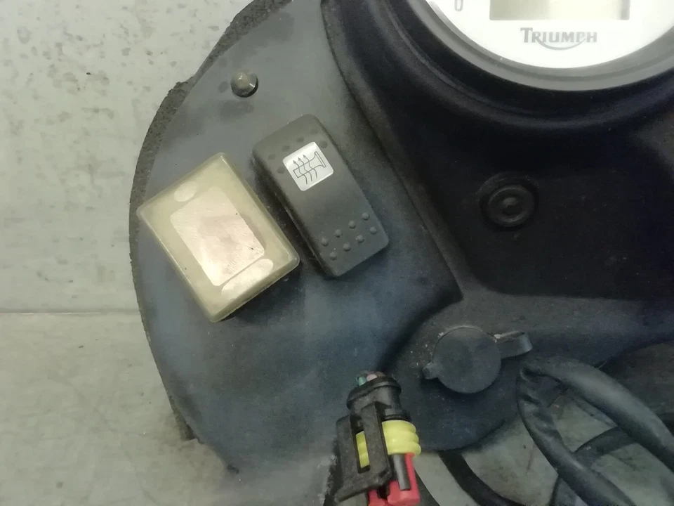 Instrumentos de tablero de relojes TRIUMPH TIGER 955i Foto 4 de 4