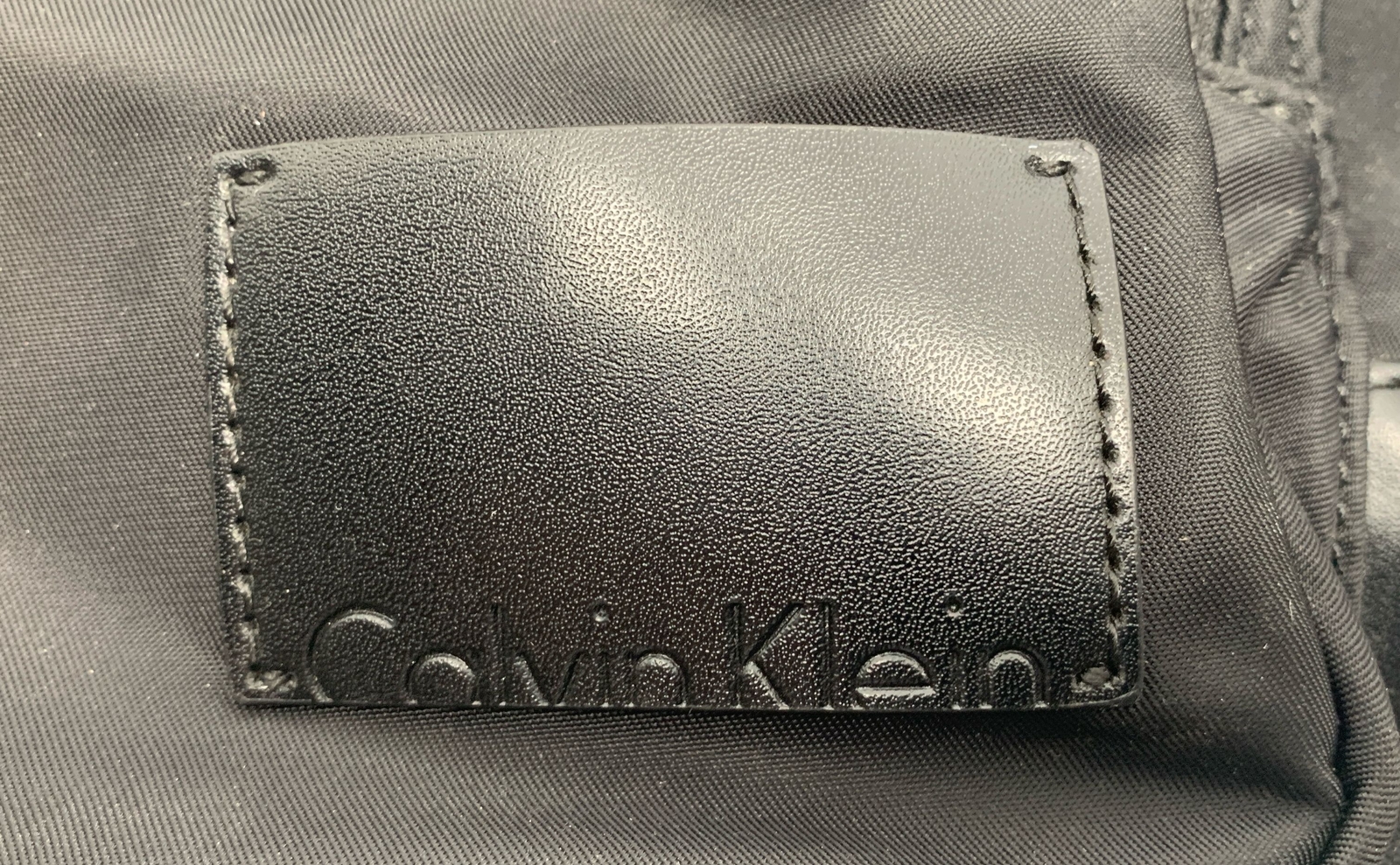 Calvin Klein Weekender Duffle Bag Adjustable Strap CarryOn Travel