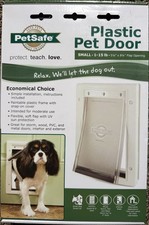 NEW PetSafe Plastic Pet Door White 5 1/8"x8 1/4" opening size Small 1-15 LB