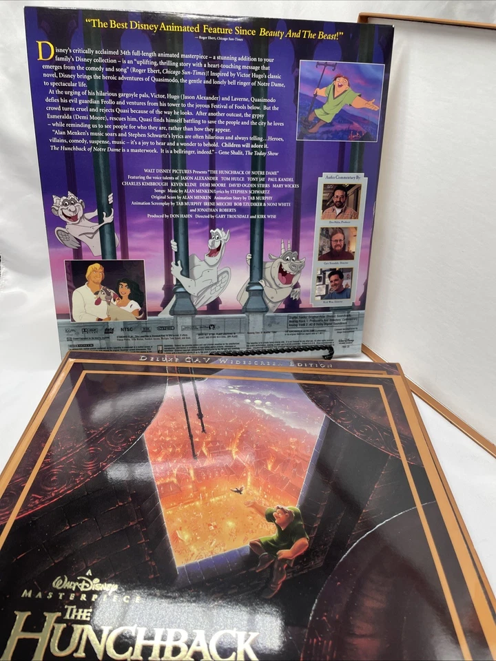Disney's  RARE) The Hunchback of Notre Dame Deluxe CAV Edition Laserdisc Box Set - Image 4 of 4