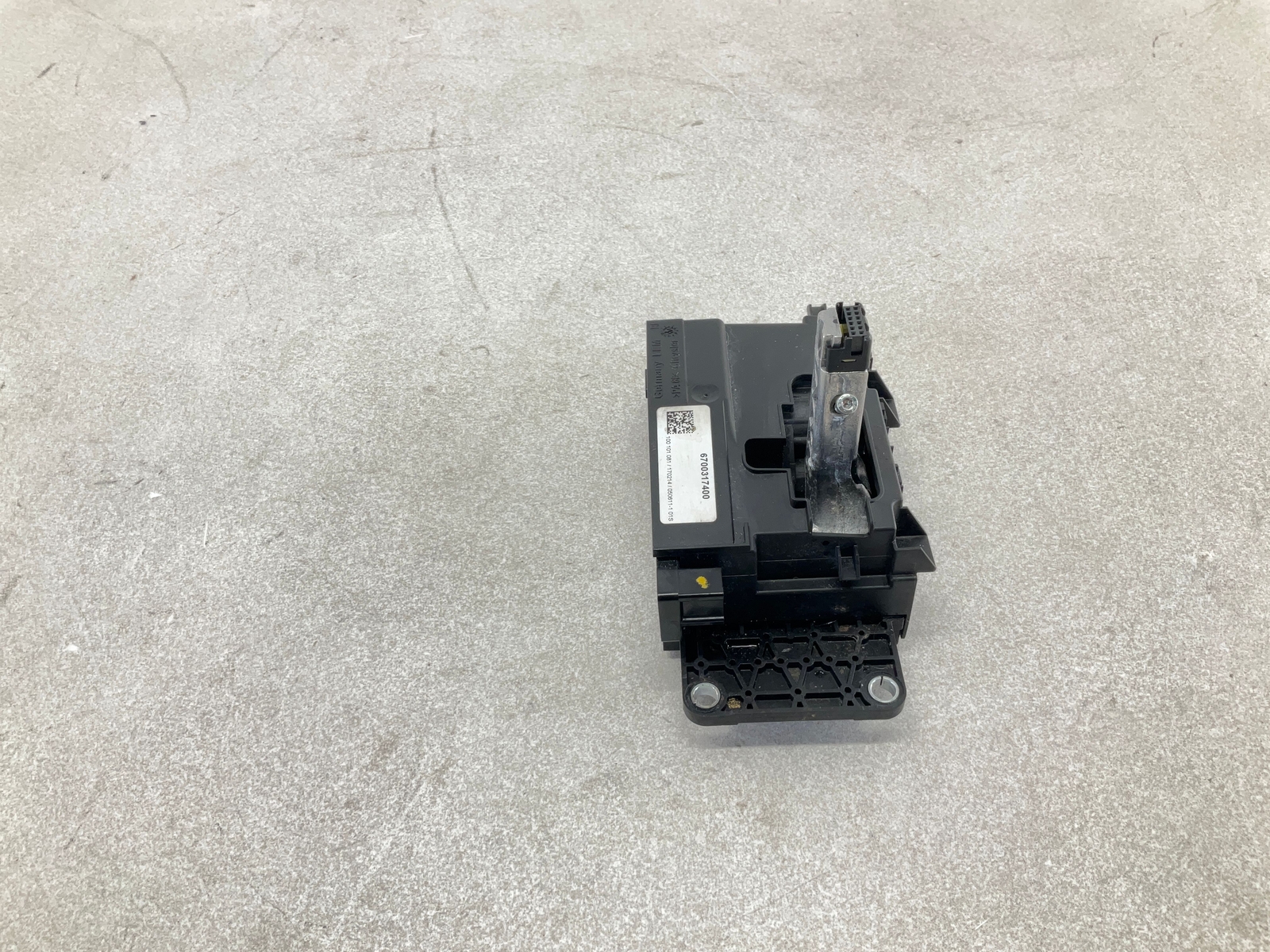 17-20 MASERATI Levante Center Console AT Floor Gear Shifter Selector Lever OEM C