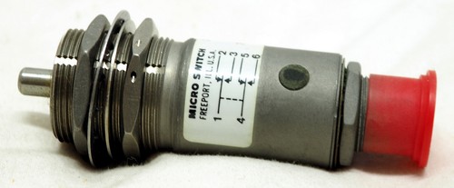 NEW Honeywell 1EN75-F - Position Sensor Environment-Sealed LImit Switch - Picture 2 of 5