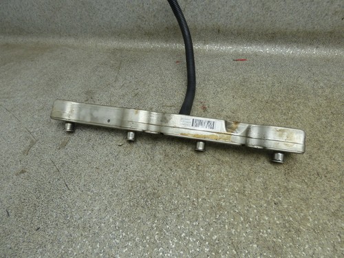Einspritzleiste R rechts 53013888AC 100T Dodge Challenger III 5.7 V8 09.1571.139