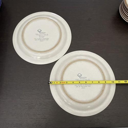 Stoneware Made in Japan Dinner Plate Set Of 2 - Picture 5 of 6