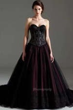 Vintage Corset Gothic Wedding Dress Black And Burgundy A-Line Sweetheart Lace