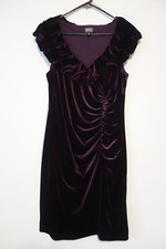 NWOT - Formal velvet burgundy Dress by Adrianna Papell size 14