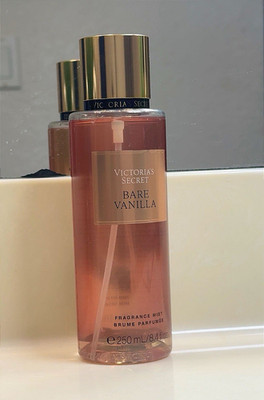 Victoria's Secret Bare Vanilla Fragrance Mist Body Spray 8.4 fl oz Women Vanilla