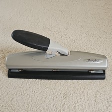 Swingline 74026 Heavy Duty 3-Hole Punch 9/32 in, Replaceable Punch Heads