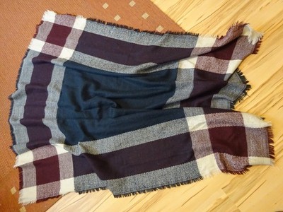 ONLY Schal Halstuch Tuch warm XXL dunkelblau weiß bordeauxrot gut erhalten