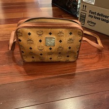 MCM M nchen X8860 Messenger Bag Brown Leather Logo Monogram Shoulder Bag