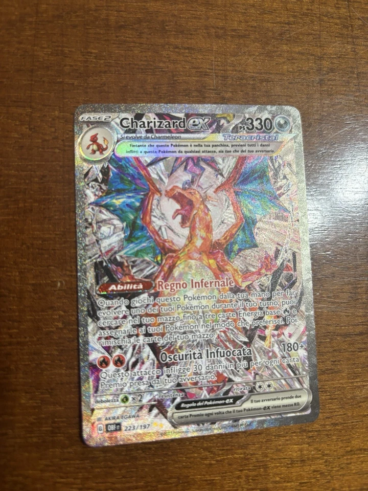Charizard ex, foto 4 di 5