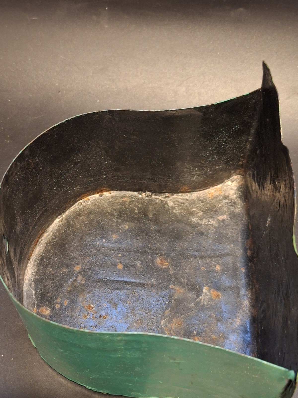 Vintage Boho Metal Hand Painted Parakeet Wall Hanging Pocket Planter