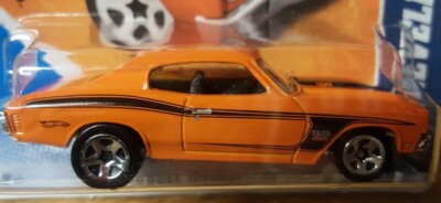 ミニカー Hot Wheels '70 Chevelle Hot Wheels '70 Chevy Chevelle SS 454 Orange 1:64 Scale New