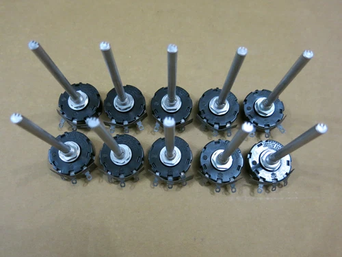 Centralab 500K A500K LOG volume potentiometer for Gibson Fender Mclntosh C-8 NOS