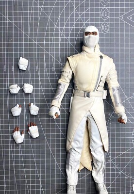 Used 1/6 Body Figure Hands Hot Toys G.I. Joe Retaliation Storm