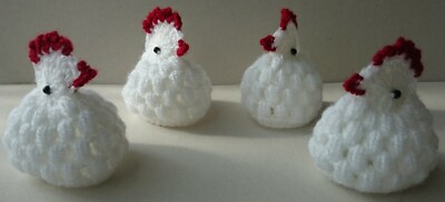 OSTERN HANDGEMACHTE GEHÄKELTE EIERWÄRMER KÜKEN WEISS, 4er SET