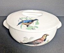 Chamart France Covered Porcelain  Casserole Dish With Birds Motif 7.3/4x6.5x3"